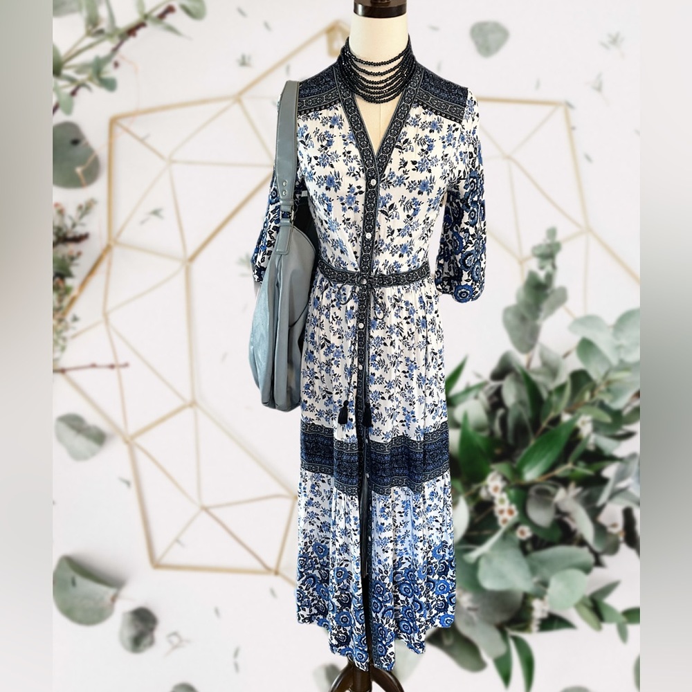 LIKE NEW!💥 LONG, FLOWY FLORAL KIMONO BUTTON DOWN DRESS SMALL/MED